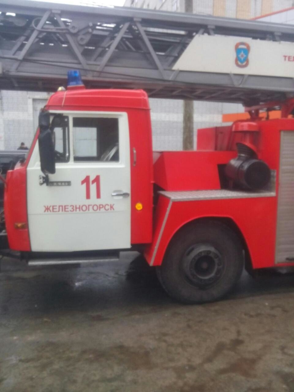 Пожар на ул. Обогатителей в г. Железногорск