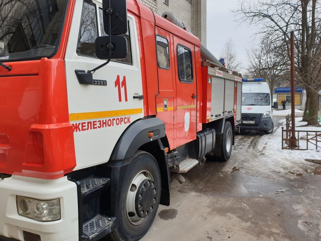 Пожар на ул. Обогатителей в г. Железногорск  Курской области  ликвидирован
